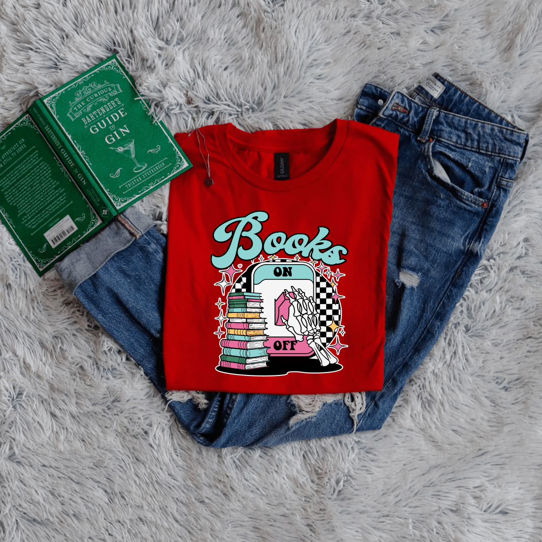 Books on/off - Bookish Wardrobe