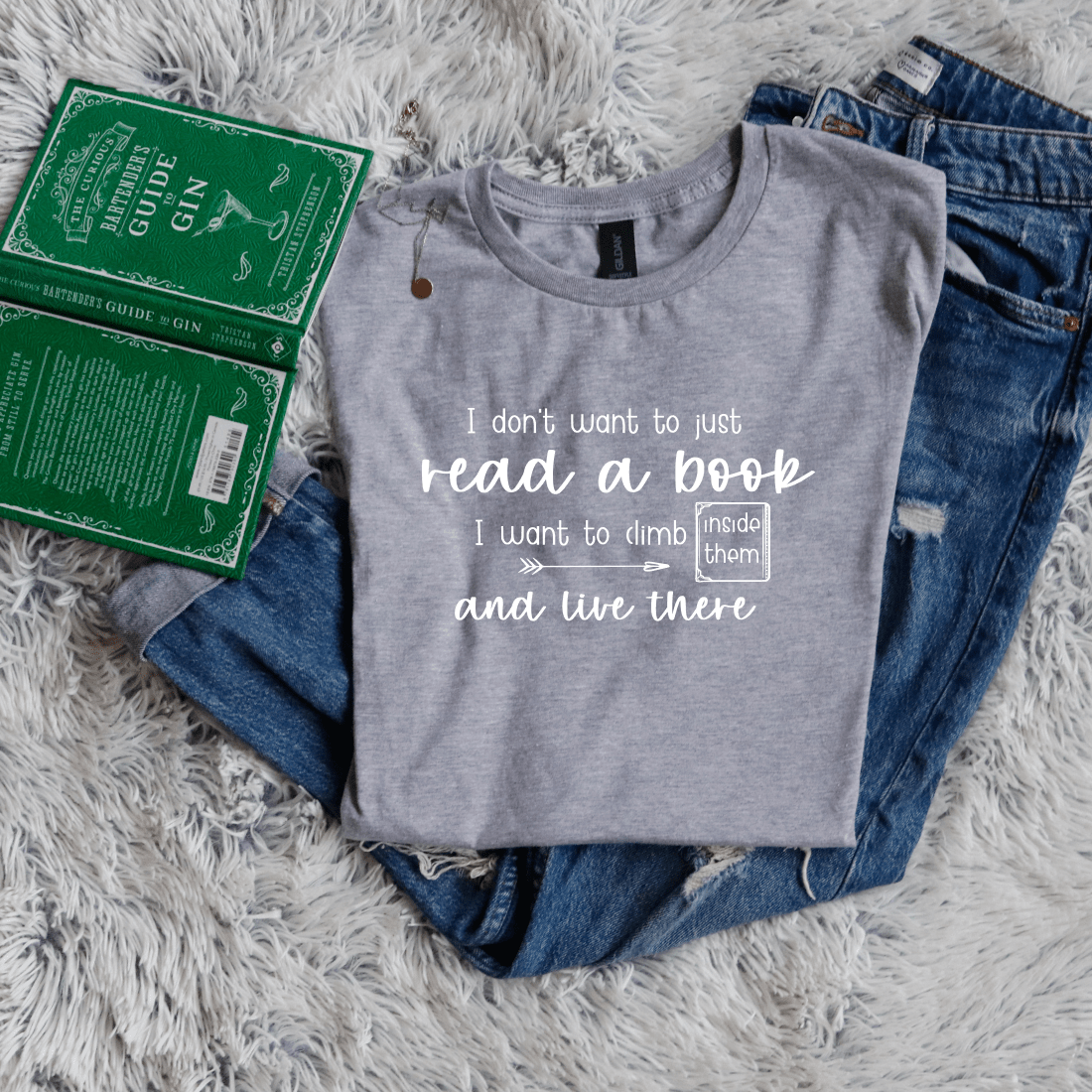 I don't want to just read a book, I want to climb inside them and live there - Bookish Wardrobe