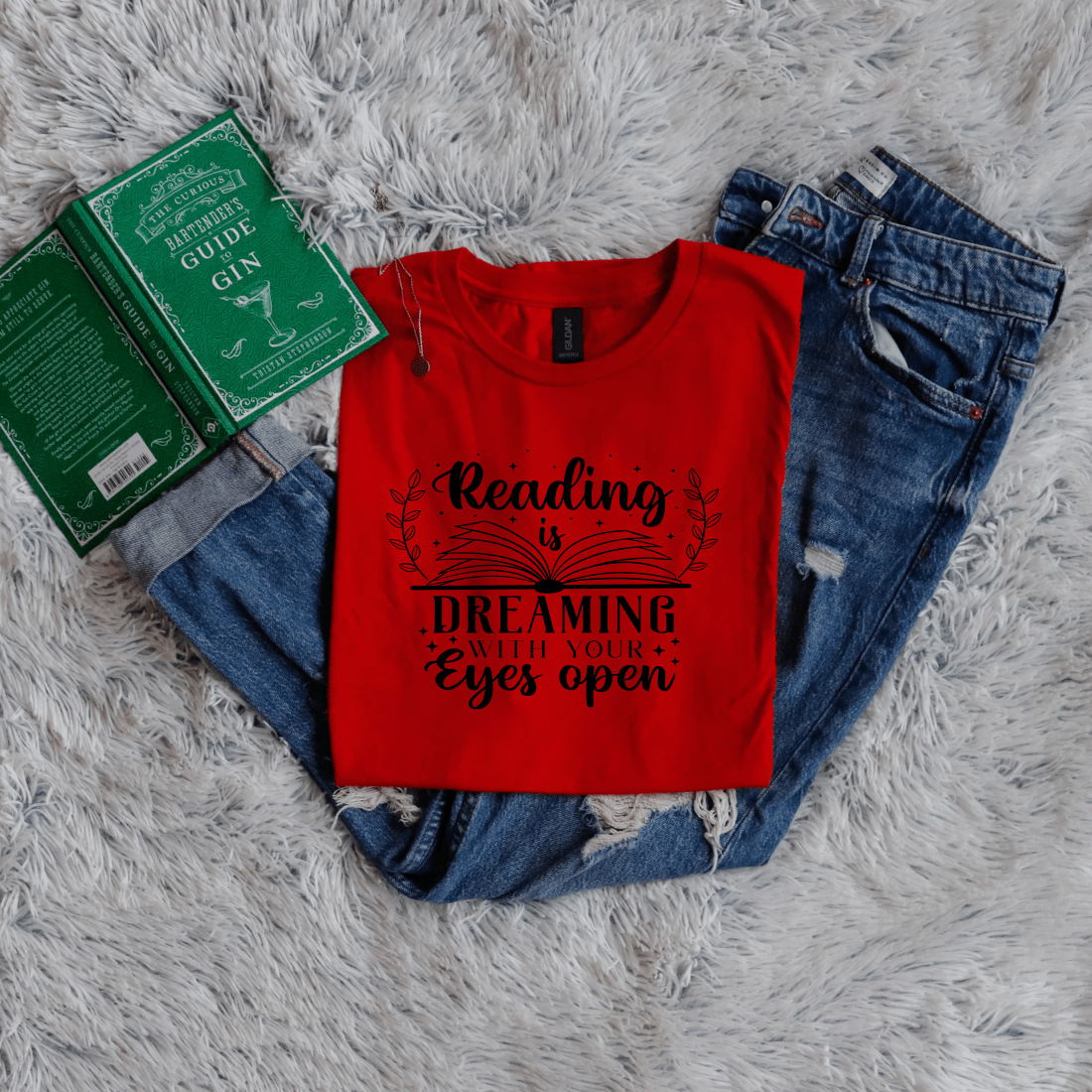 Reading is dreaming with your eyes open - Bookish Wardrobe