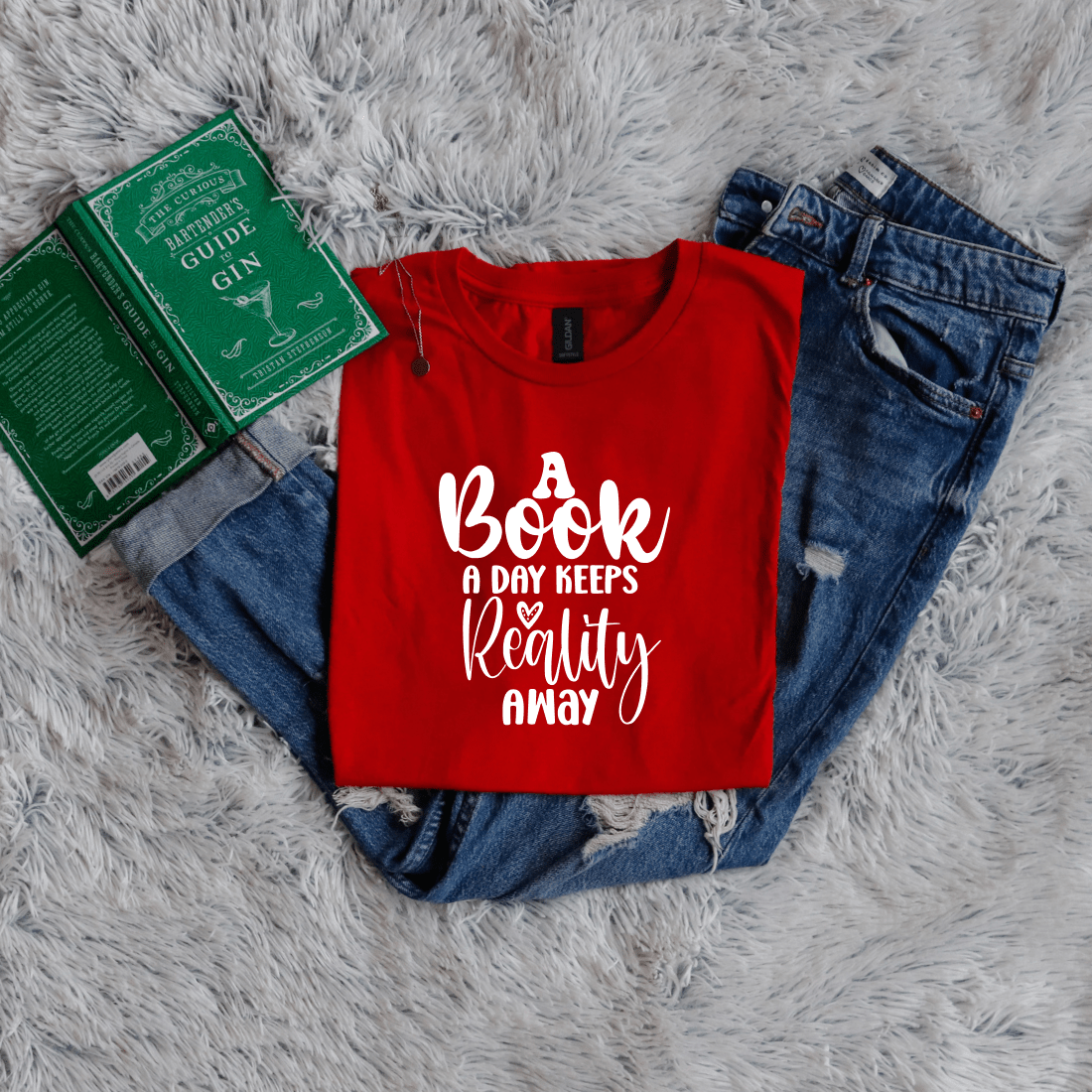 A book a day keeps reality away - Bookish Wardrobe