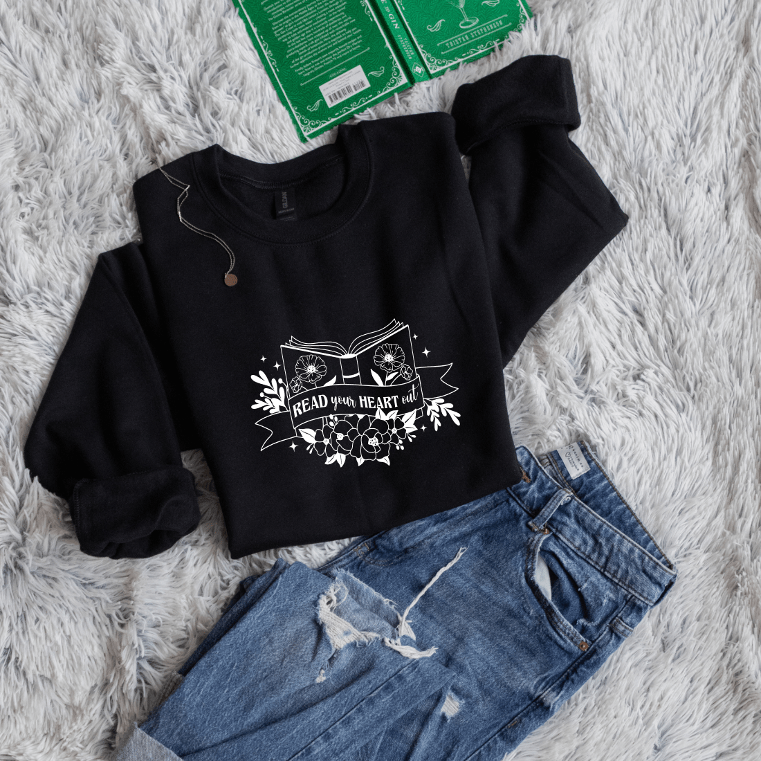 Read Your Heart Out - Bookish Wardrobe