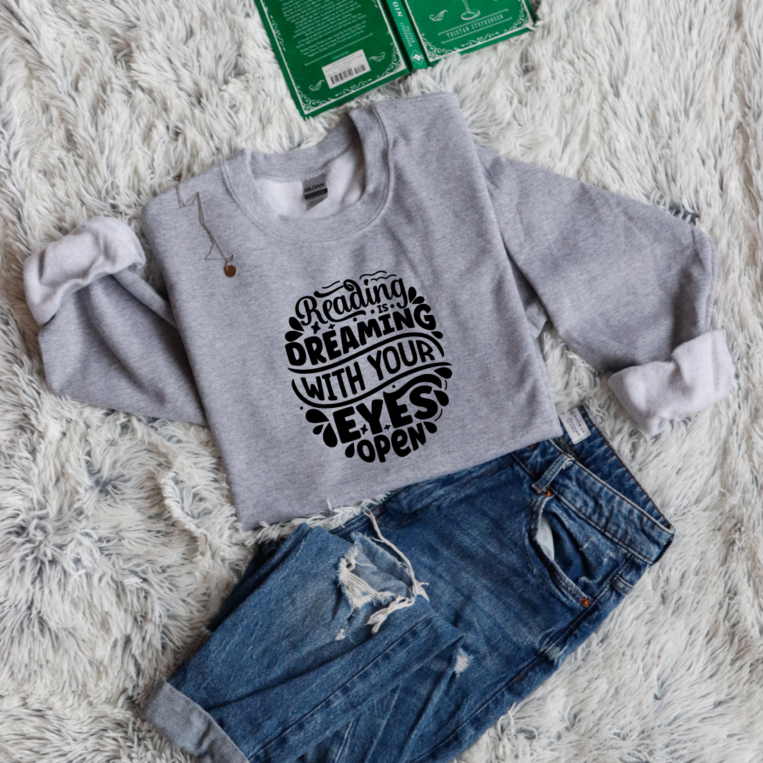Reading is dreaming with your eyes open circle style
