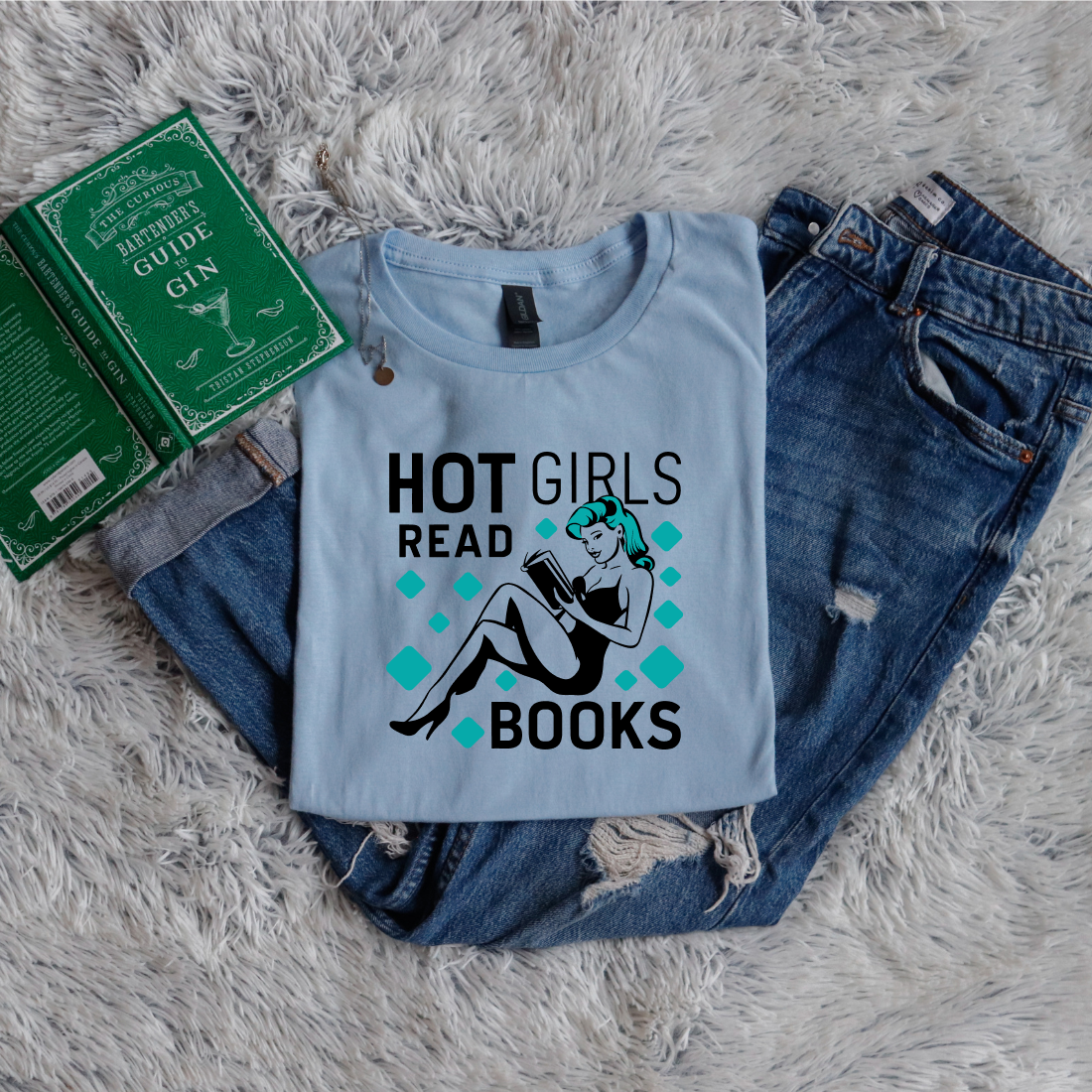 Hot girls read books green