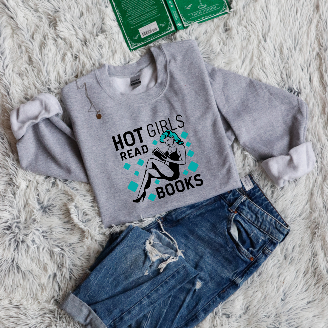 Hot girls read books green