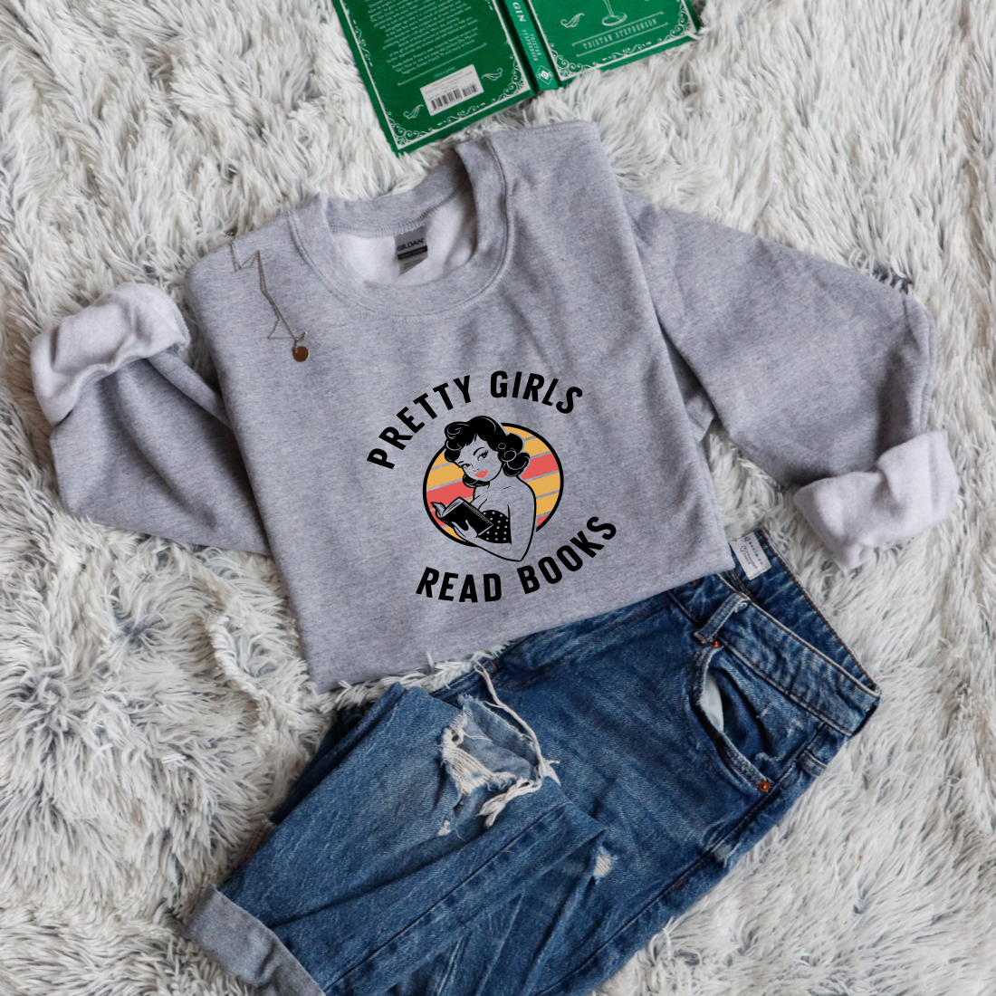 Pretty Girls Read Books