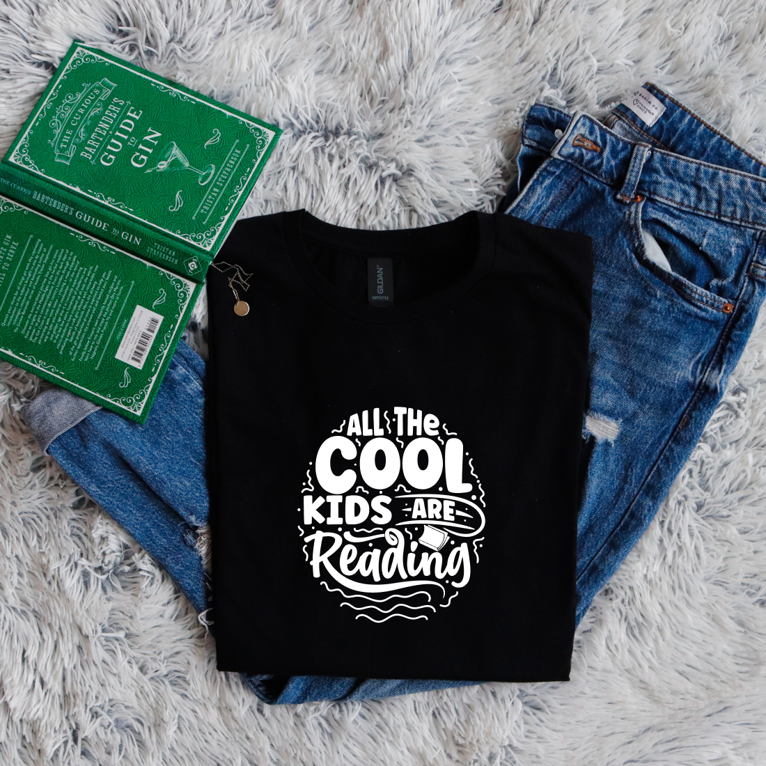 All the cool kids are reading circle style