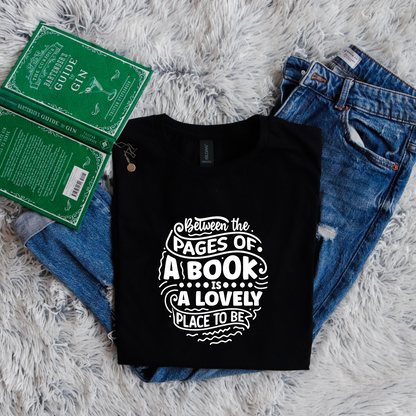 Between the pages of a book is a lovely place to be circle style