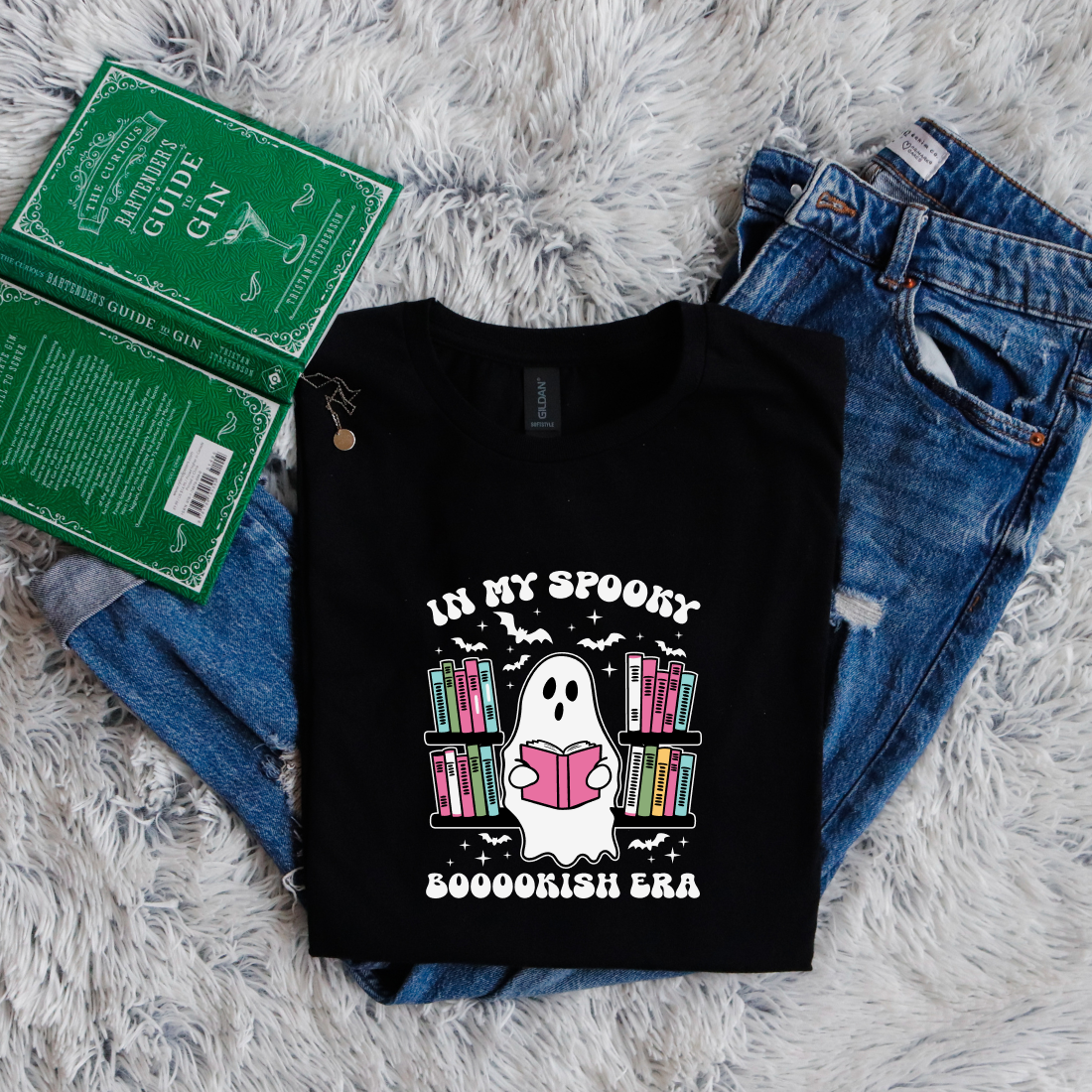 Reading ghost halloween